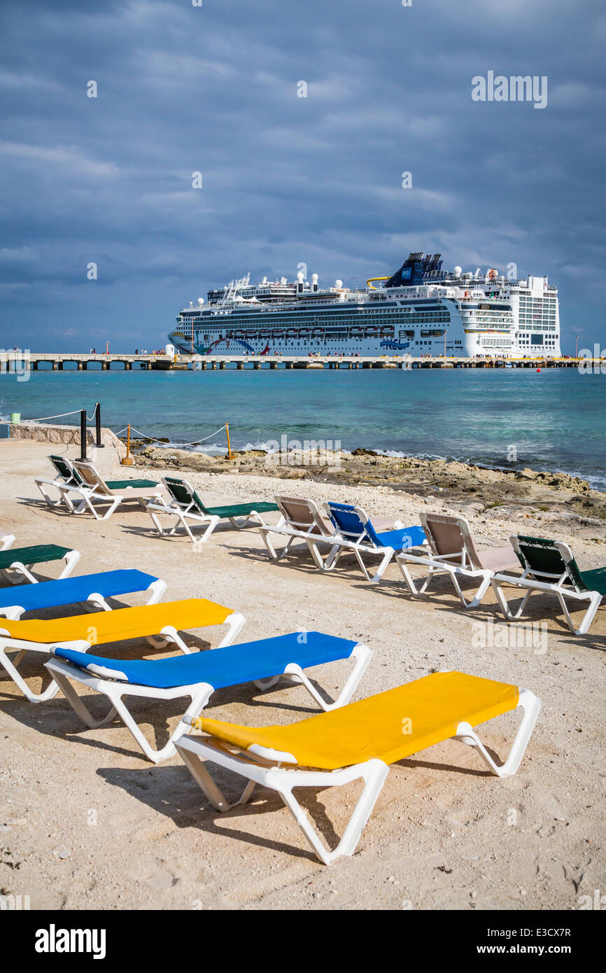 The cruise ships Norwegian Dawn and the Norwegian Epic docked at the port of Cozumel, Mexico, Caribbean. Stock Photo