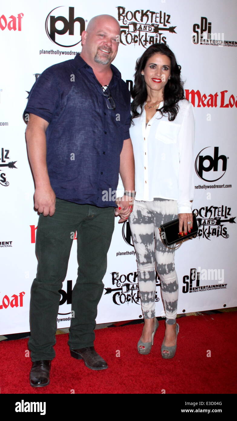 Rick harrison and deanna burditt hi-res stock photography and images