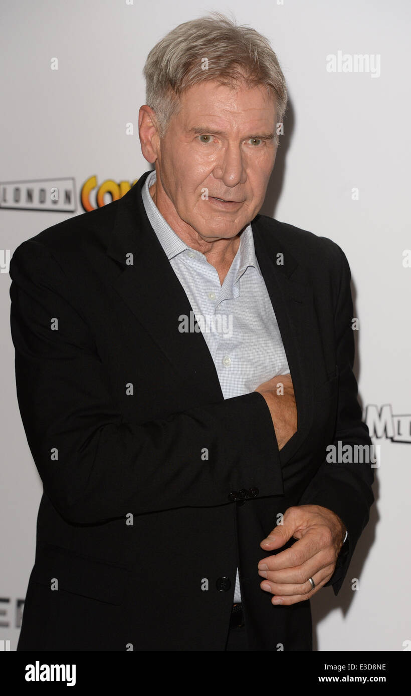 Ender's game harrison ford hi-res stock photography and images - Alamy