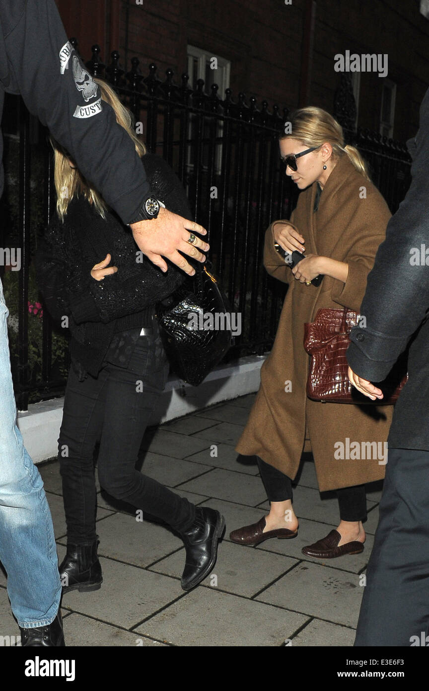 Ashley Olsen Mary-Kate in New York City February 16, 2013 – Star Style