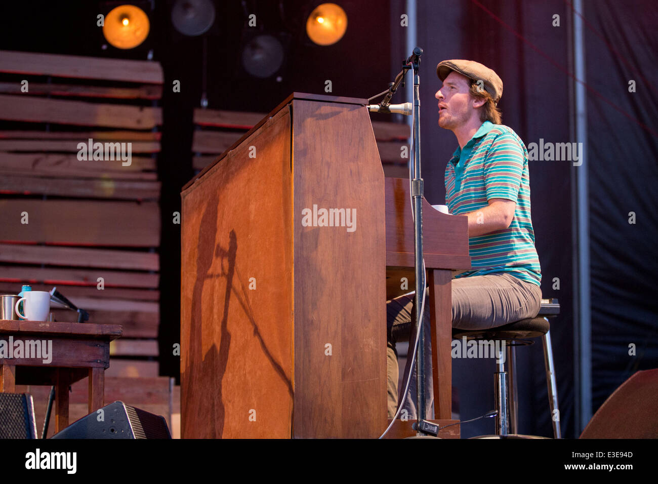 Zach Gill Of The Jack Johnson Band Hi res Stock Photography And Images zach-gill-of-the-jack-johnson-band-hi-res-stock-photography-and-images