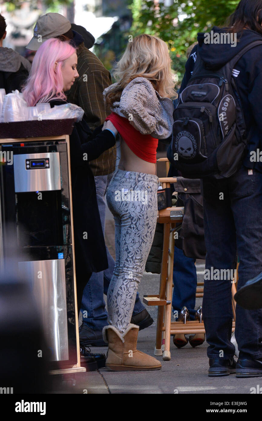 Lindsey Gort on the Carrie Diaries set Featuring: Lindsey Gort Where