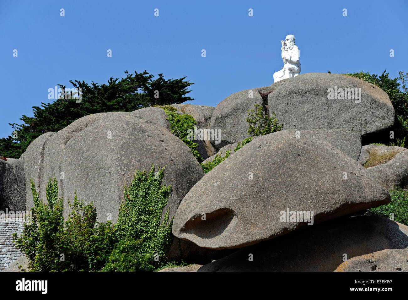 Tregastel Marine Aquarium,Statue of the Eternal Father,Cotesd'Armor