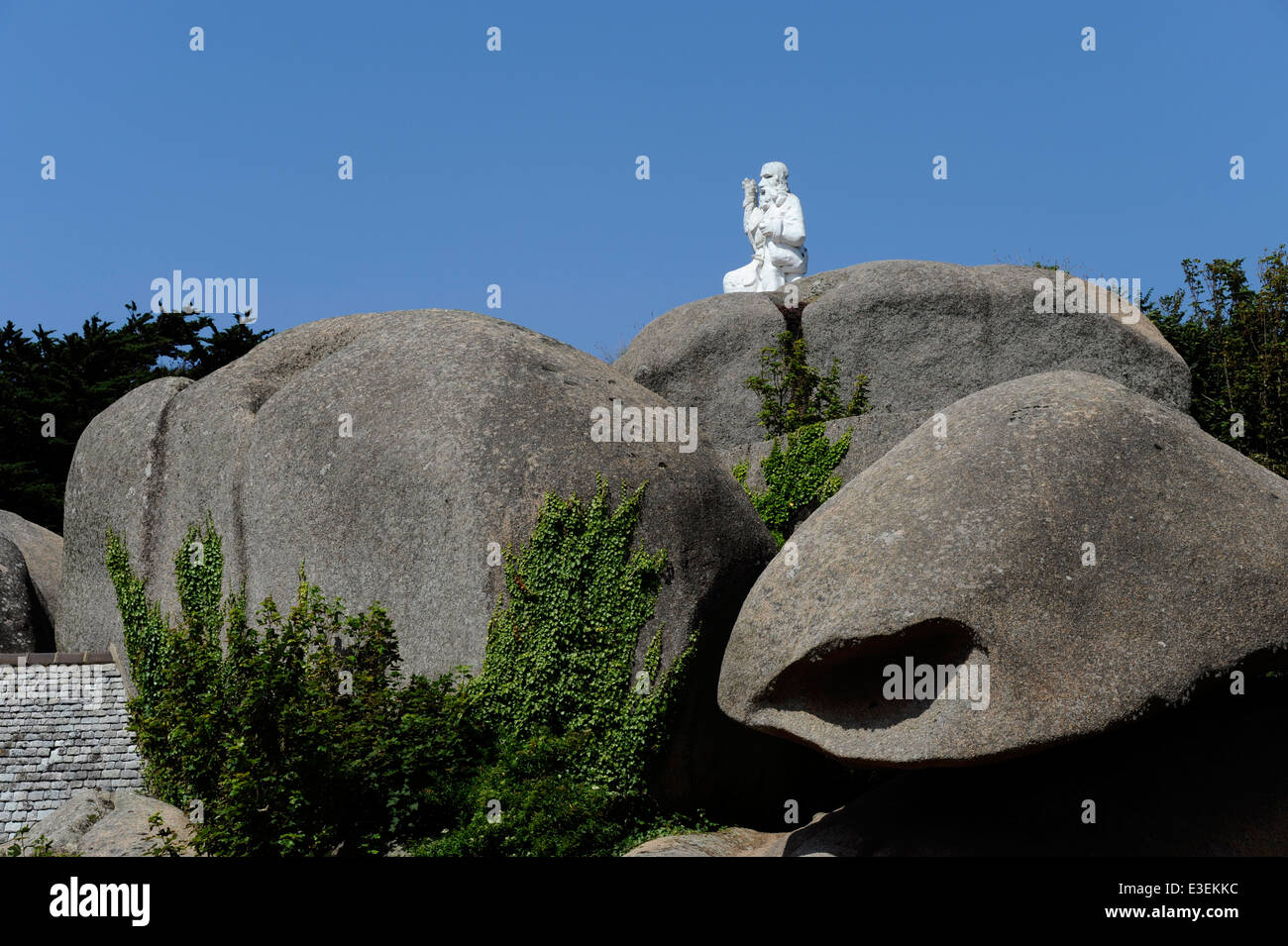 Tregastel Marine Aquarium,Statue of the Eternal Father,Cotesd'Armor