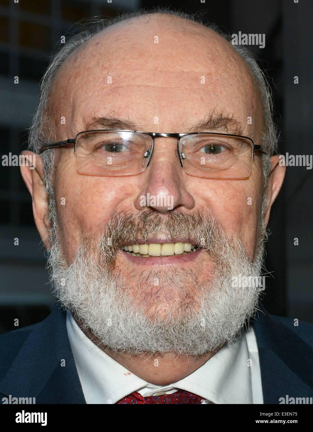 Currently undergoing treatment for liver cancer Senator David Norris fulfills his pledge to Today FM's 'The Ray D'Arcy Show' to shave off his beard if the public voted against the referendum to abolish the Seanad and raise money for the Irish Cancer Socie Stock Photo