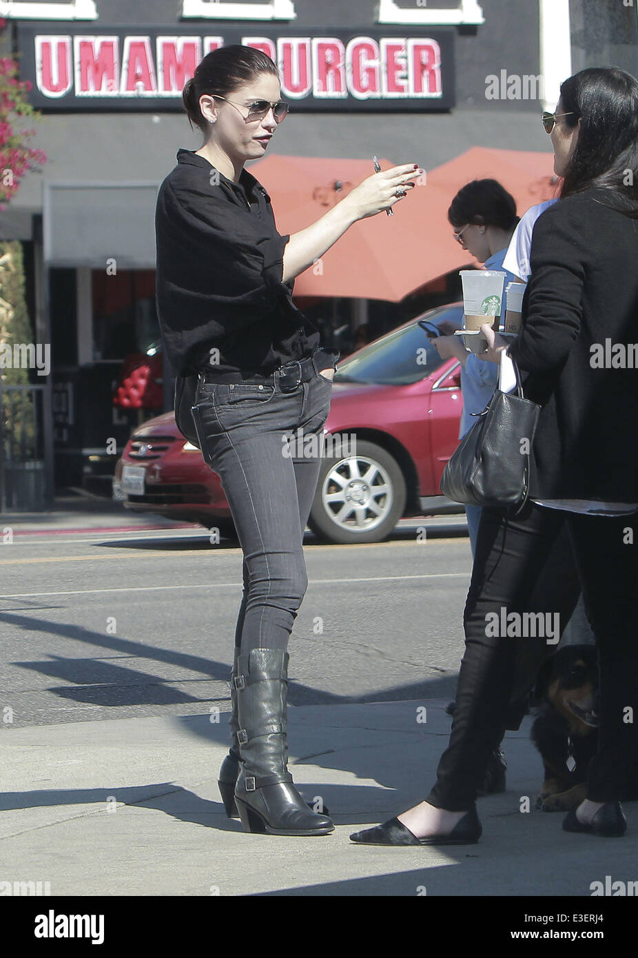 Nash Bridges Actress Jodi Lyn O’Keefe smokes a Vaporizer while wearing a see-thru shirt in West Hollywood  Featuring: Jodi Lyn O'Keefe Where: Los Angeles, CA, United States When: 22 Oct 2013 Stock Photo