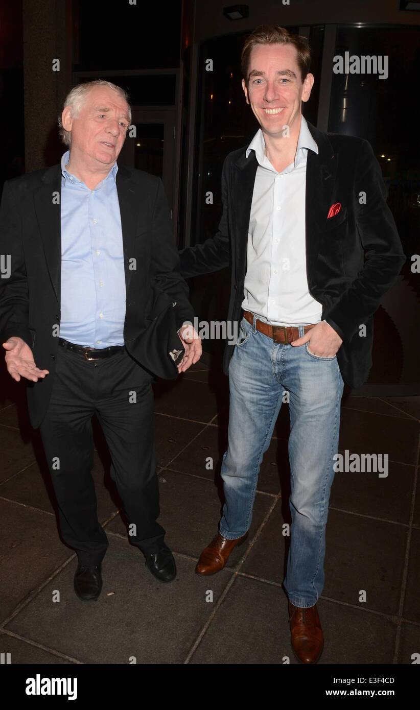 Eamon dunphy hi-res stock photography and images - Alamy