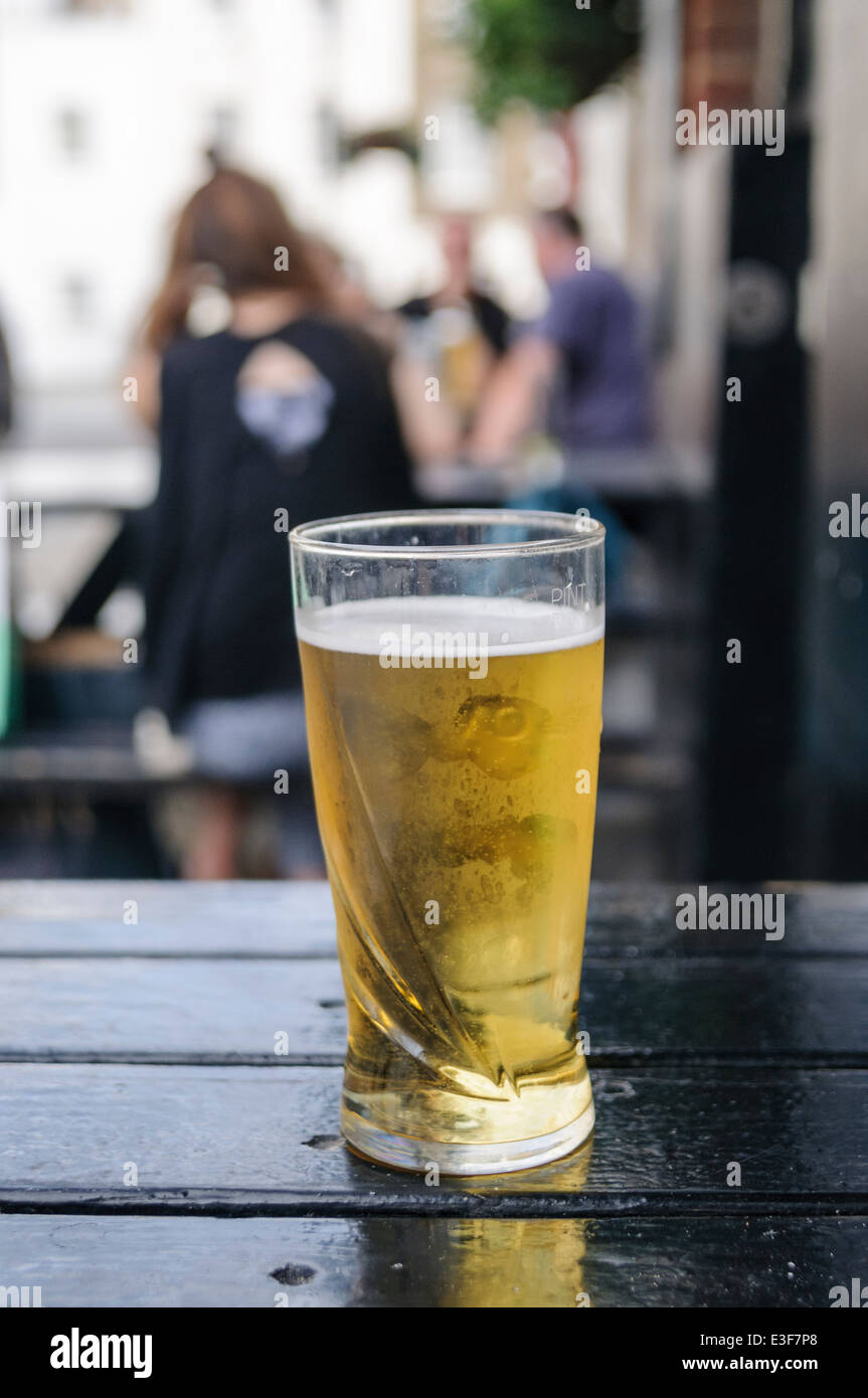 English cider pint hires stock photography and images Alamy