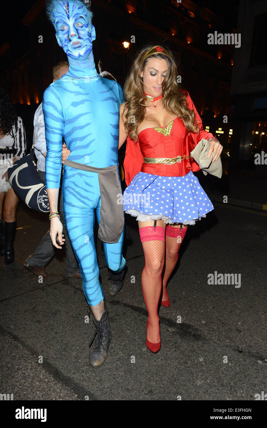 fancy dress avatar