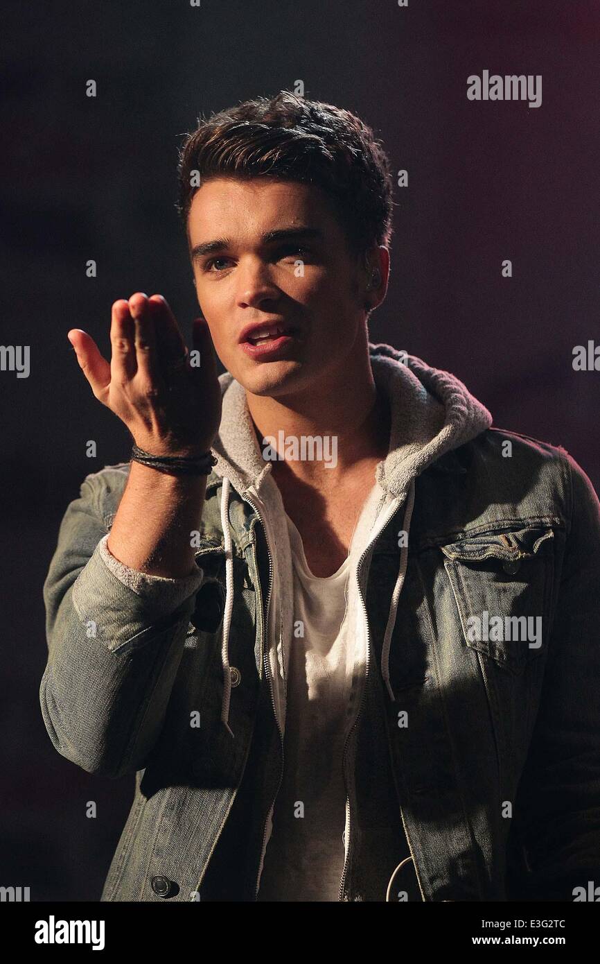 Christmas lights switch on at Meadowhall shopping centre Featuring Jaymi Hensley Where