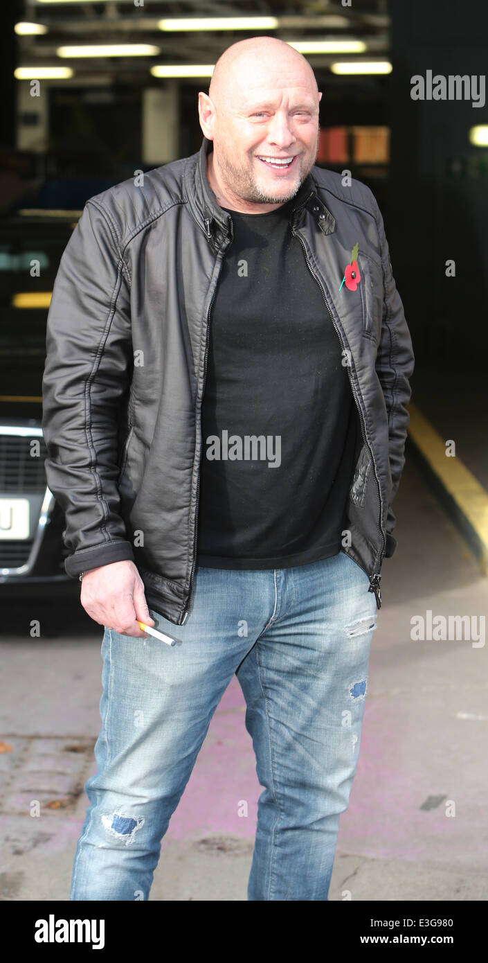 Shawn Ridner Shaun Ryder outside the itv studios Featuring: Shaun Ryder Where ...