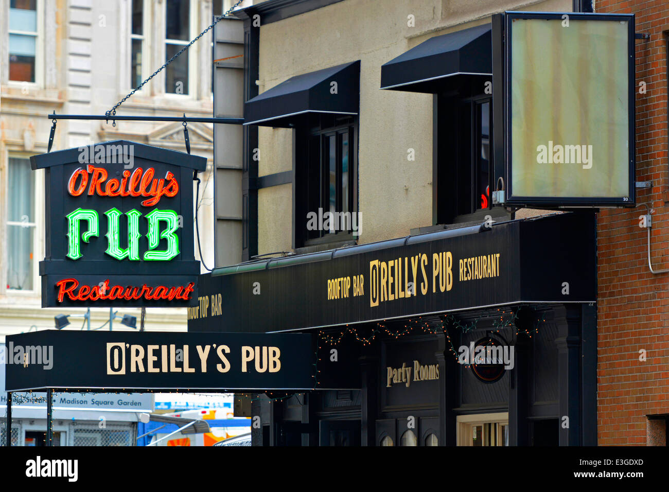 O'Reilly's Pub, Restaurant with Rooftop Bar, Manhattan, New York Stock Photo