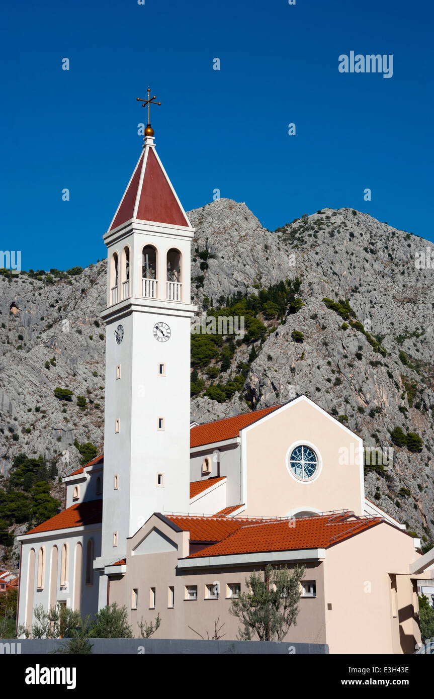 Omis buildings hi-res stock photography and images - Alamy