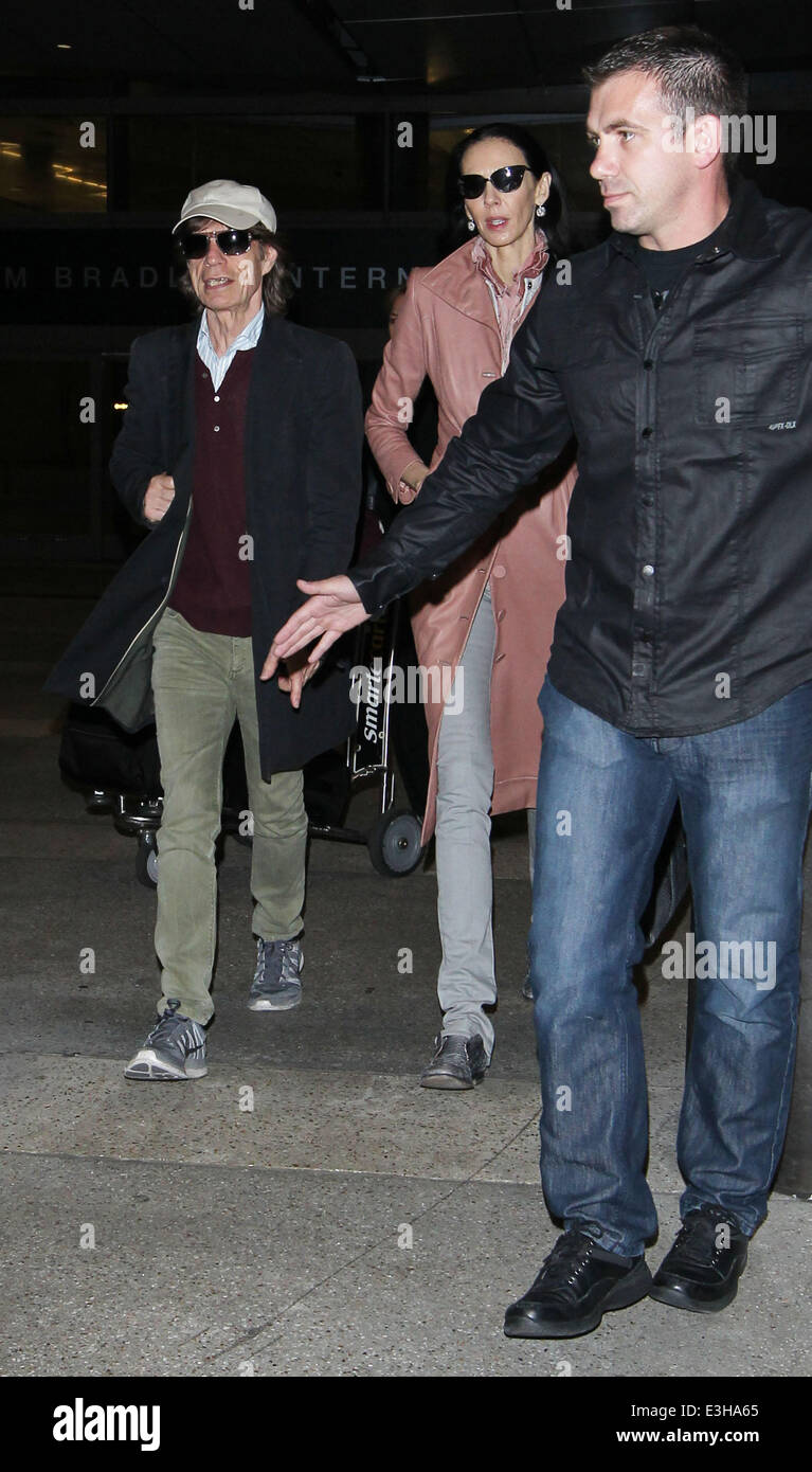Mick Jagger arrives at Los Angeles International Airport (LAX) Featuring: Mick  Jagger Where: Los Angeles, California, United States When: 17 Nov 2013  Stock Photo - Alamy