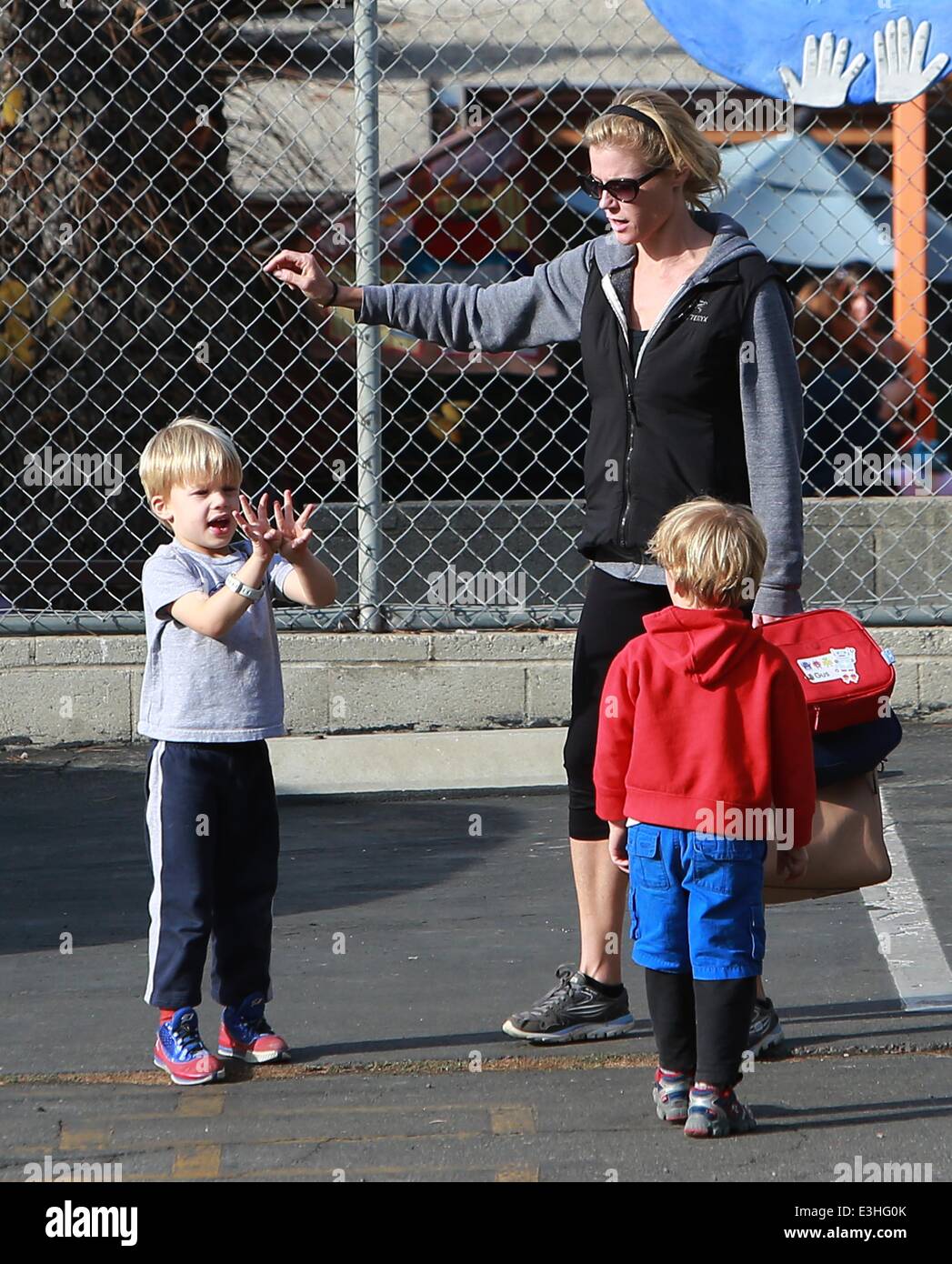 Julie Bowen takes her twin boys John and Gus Phillips to school