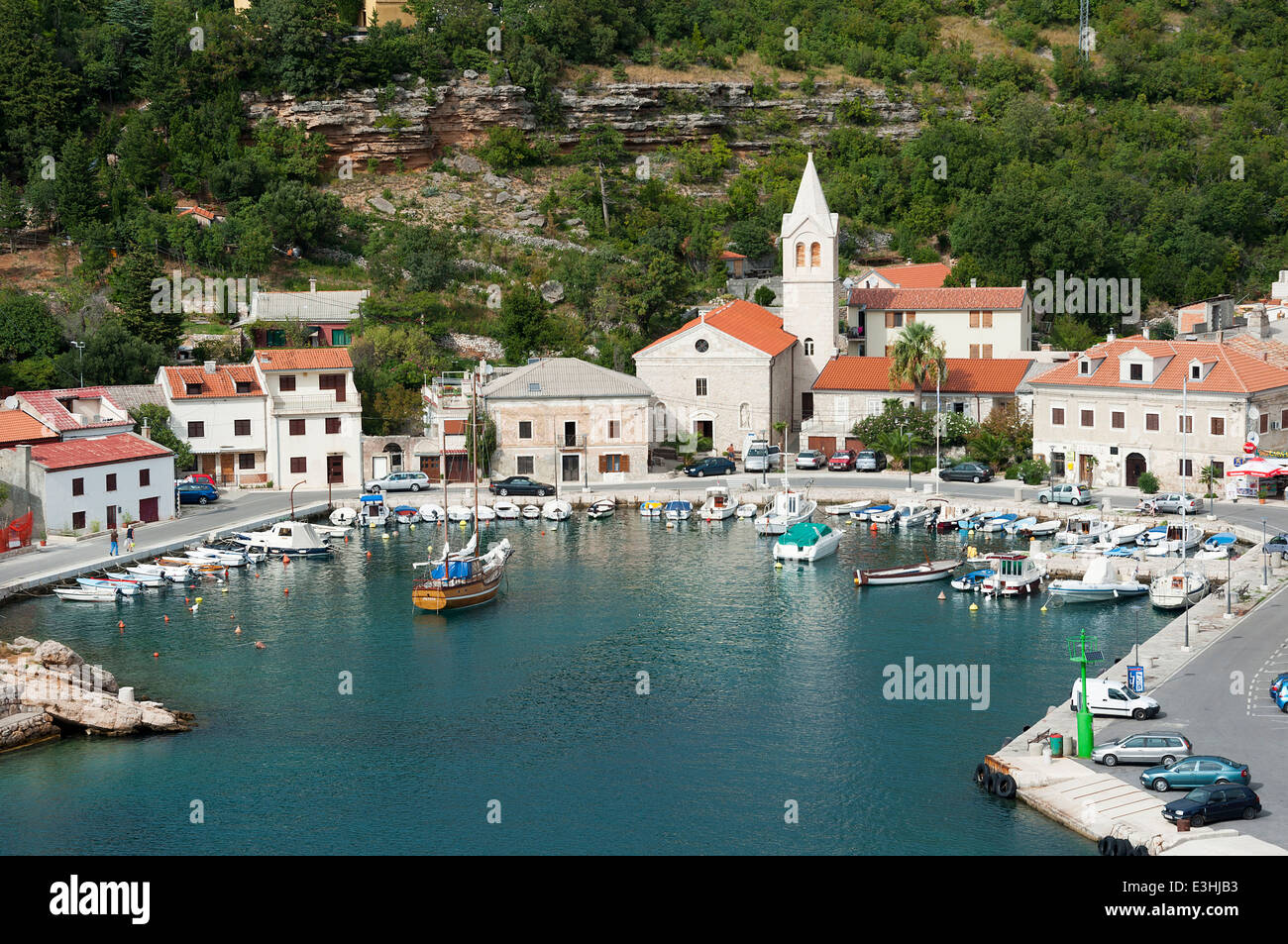 Goli turist brač