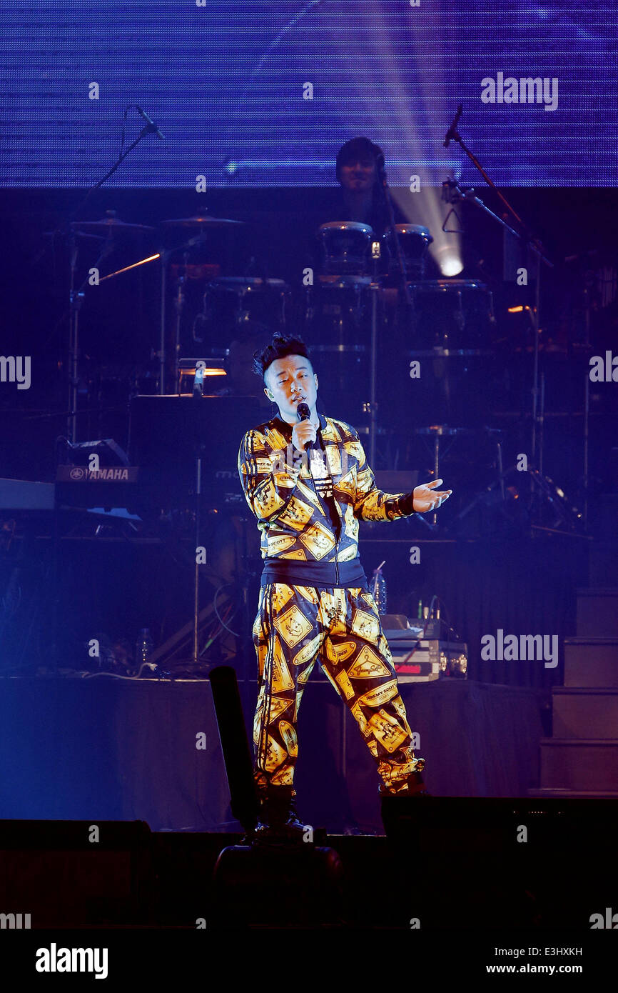 Eason Chan performs at Ricoh Coliseum during Eason's LIFE concert world tour. Featuring Eason