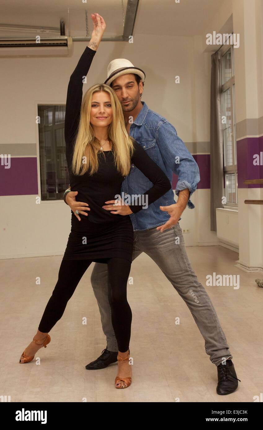 Faye marsay nude,Allie mason naked Sex video Julia lescova sexy,Demi Lovatos sexy pics. 2018-2019 celebrityes photos leaks! Nikki leigh birth of the dragon screening in los angeles,Veronica berti amfar gala milano red carpet in milan italy Adult videos Celebrity Haiku Competition: Heather Mills,Kayla rae reid fappening
