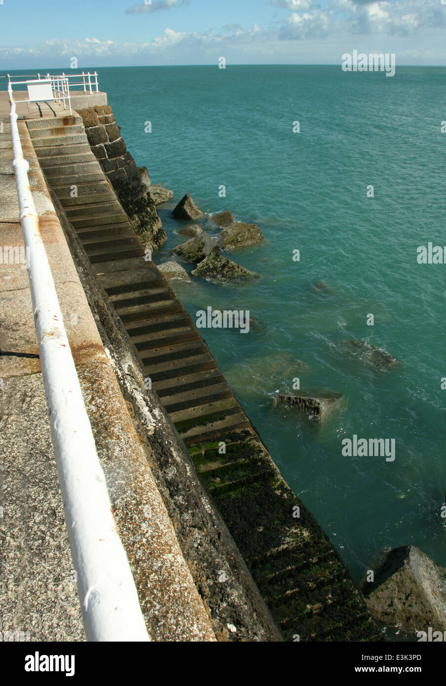 harbour sea wall jetty Stock Photo Alamy