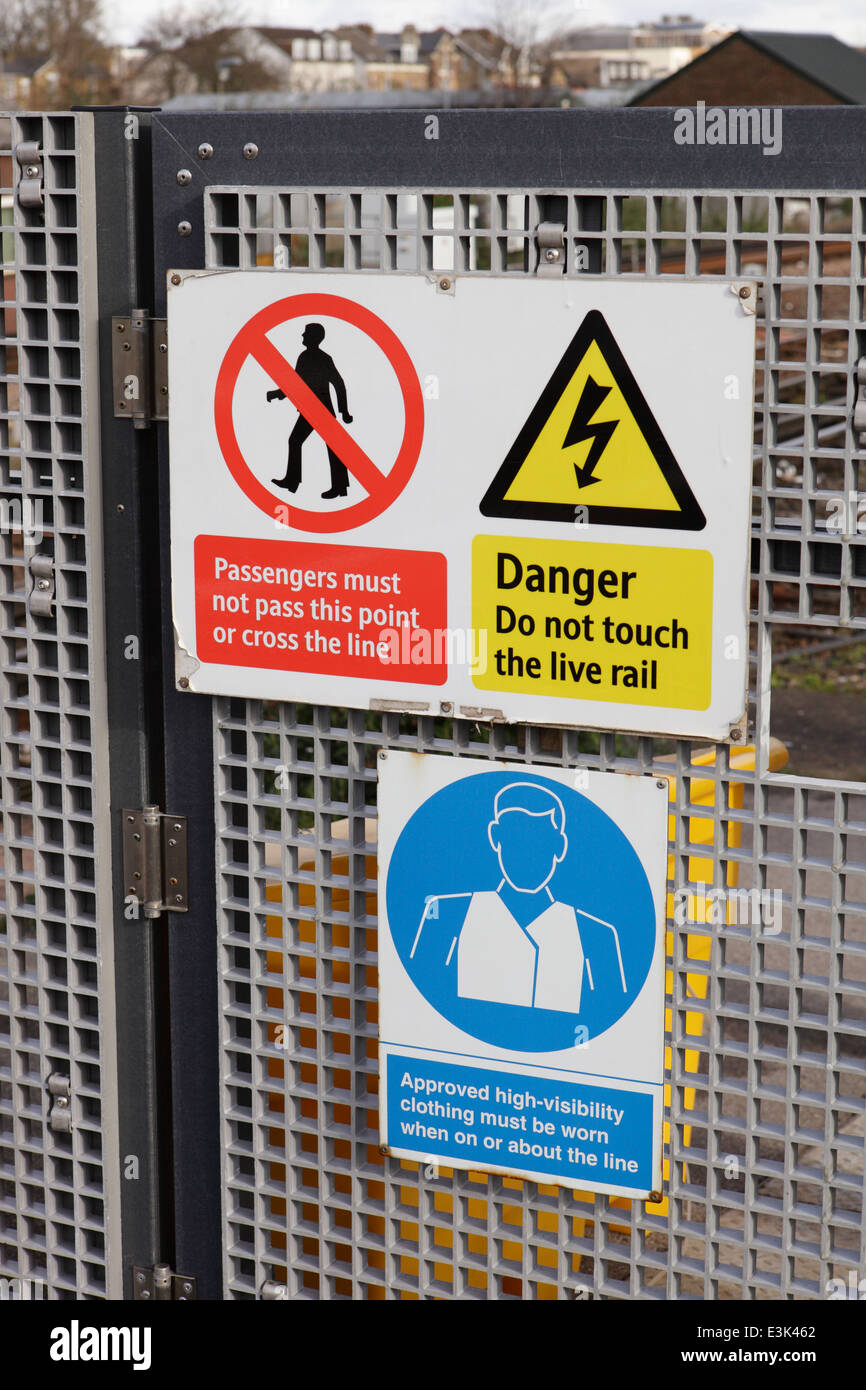 Railway warning signs East Croydon station Stock Photo