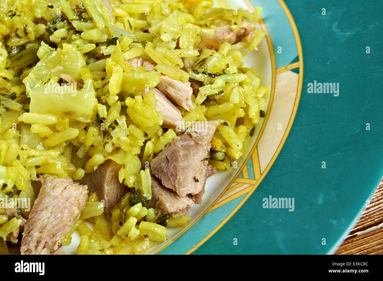 Kalam Polow Meat and rice with cabbage in the Persian language or Farsi