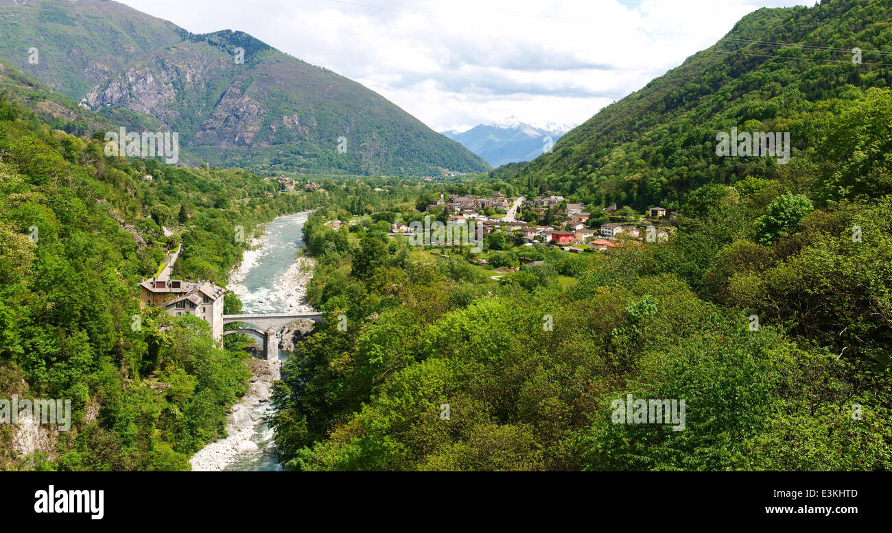 Centovalli - hundred valleys, Switzerland: View from Intragna on the river Melezza Stock Photo