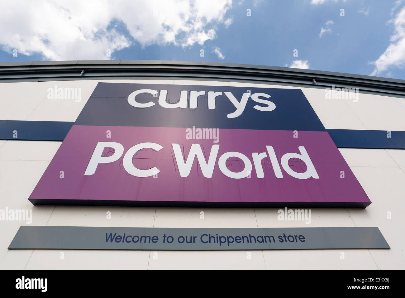 Currys electronics store hires stock photography and images Alamy