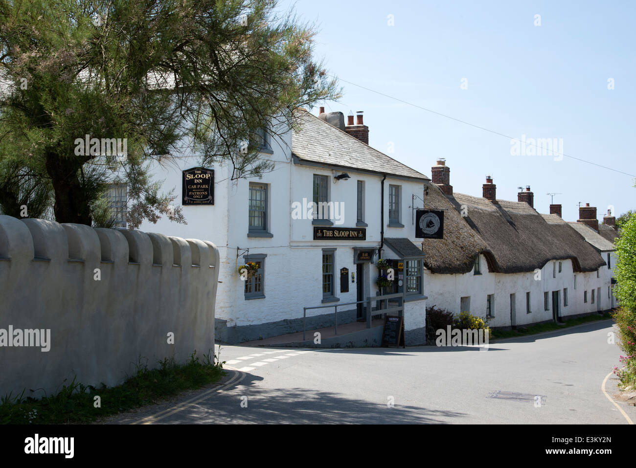 Bantham village the Sloop Inn near Kingsbridge Devon England UK part of