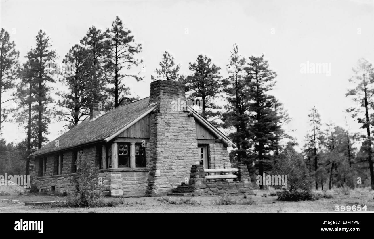 Moqui Ranger Station dwelling Stock Photo Alamy