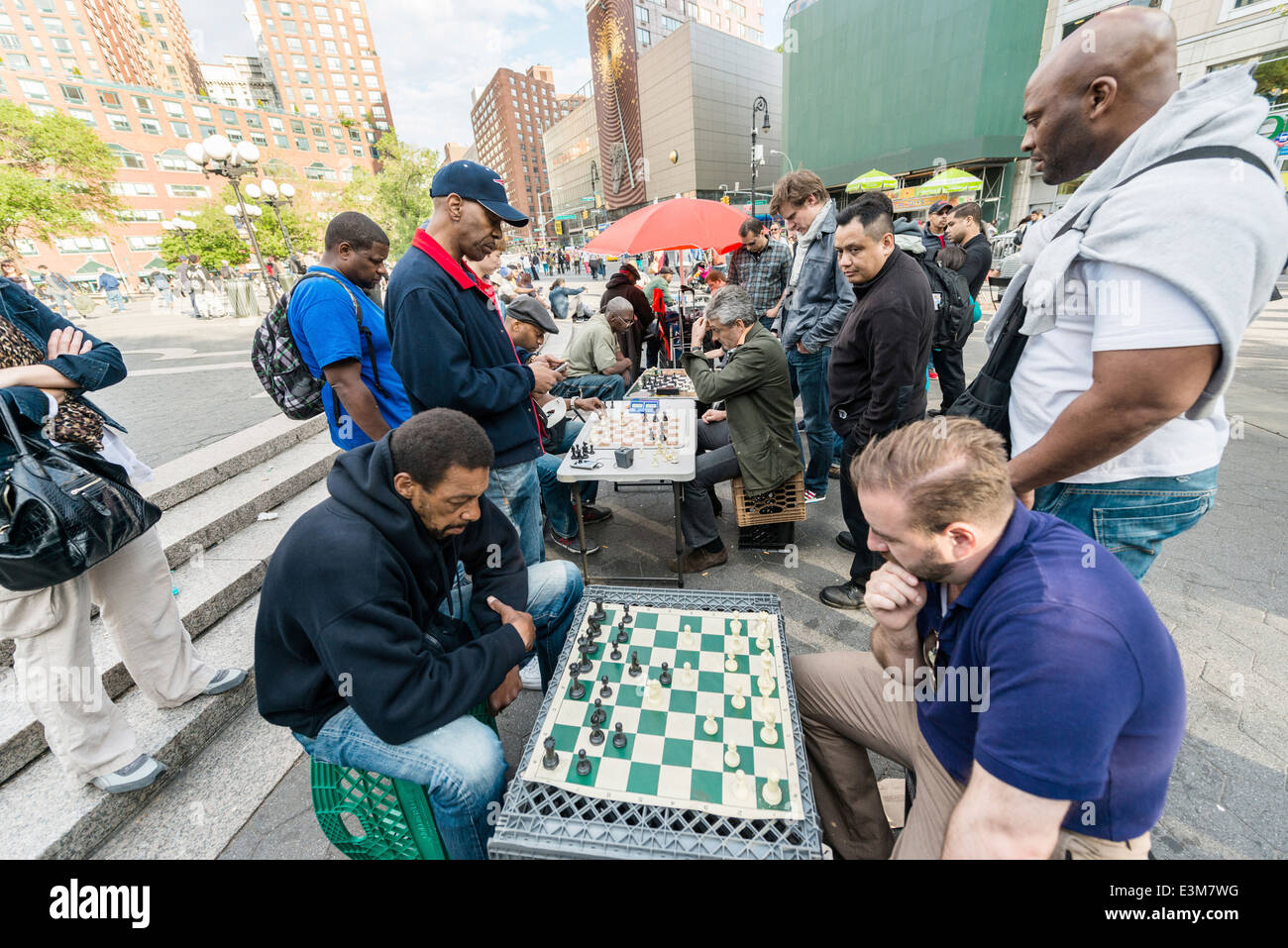 Chess game in Union Square Park in New York City played with life size  pieces Stock Photo - Alamy