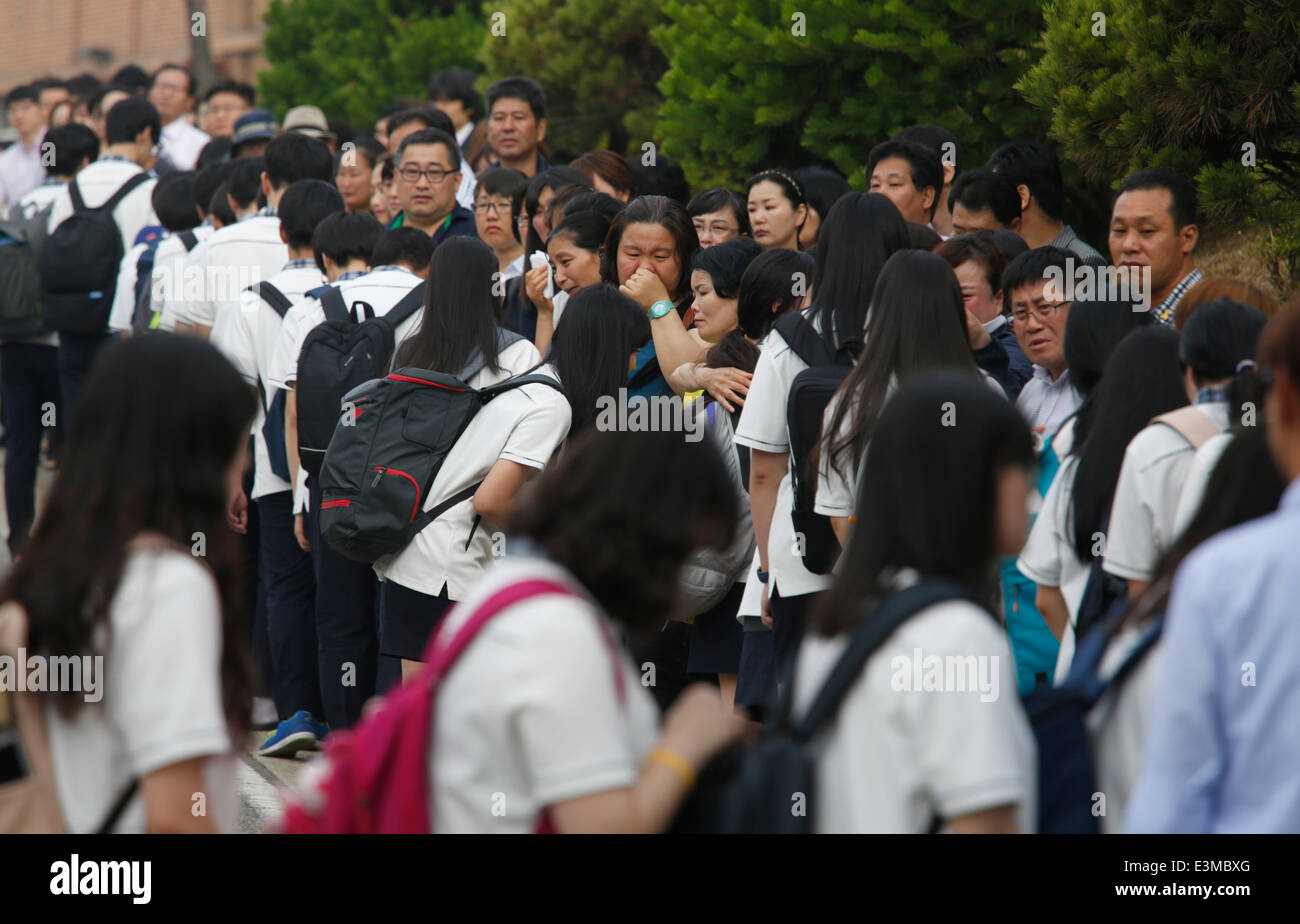 Seoul, South Korea. 25th June, 2014. Students rescued from Sewol ferry