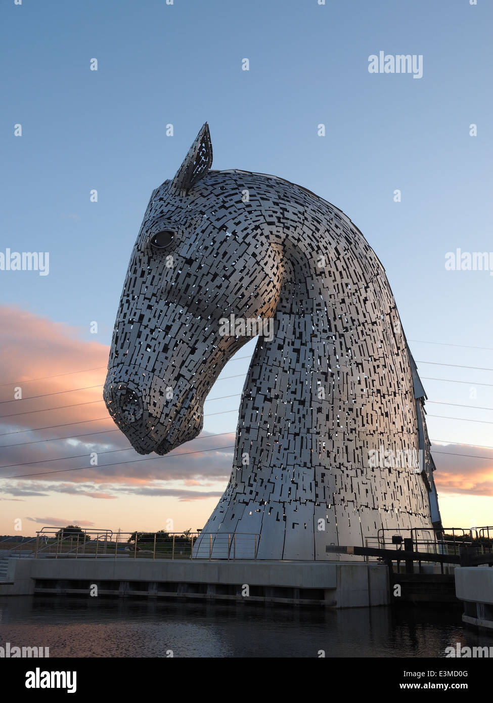 One of the magnificent Kelpies horse head sculptures, designed by Andy