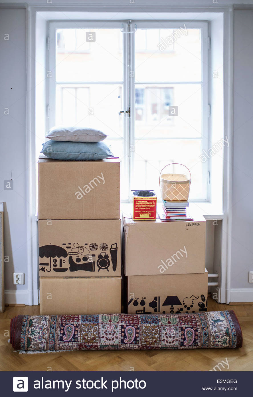 Rolled Up Rugs Stock Photos & Rolled Up Rugs Stock Images Alamy
