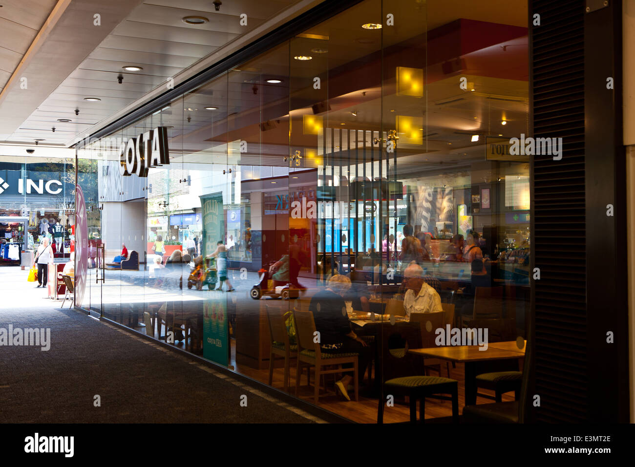 Basingstoke shop hi-res stock photography and images - Alamy