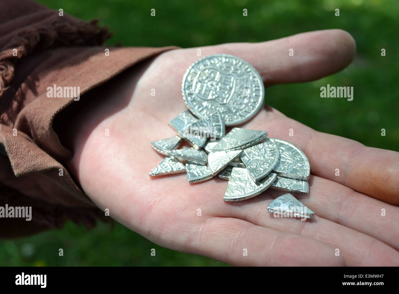 Pieces of eight hires stock photography and images Alamy