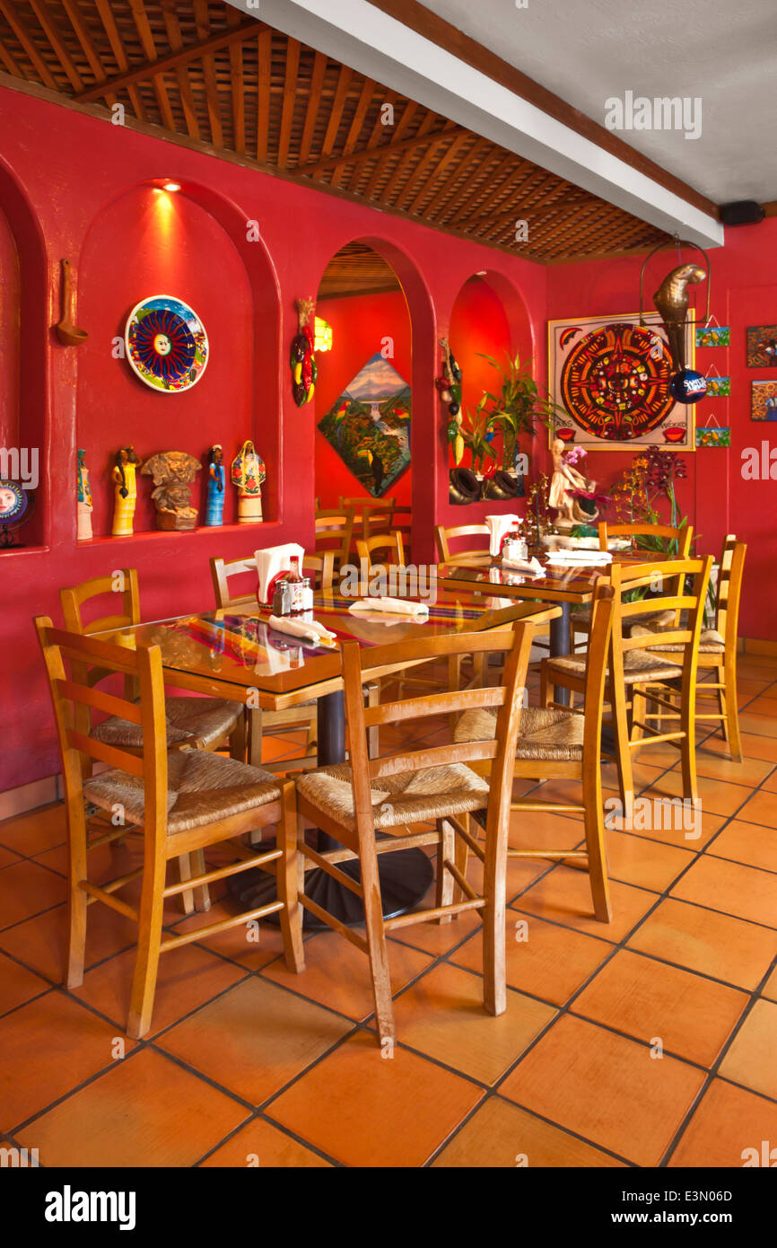 MEXICAN RESTAURANT INTERIOR Stock Photo - Alamy