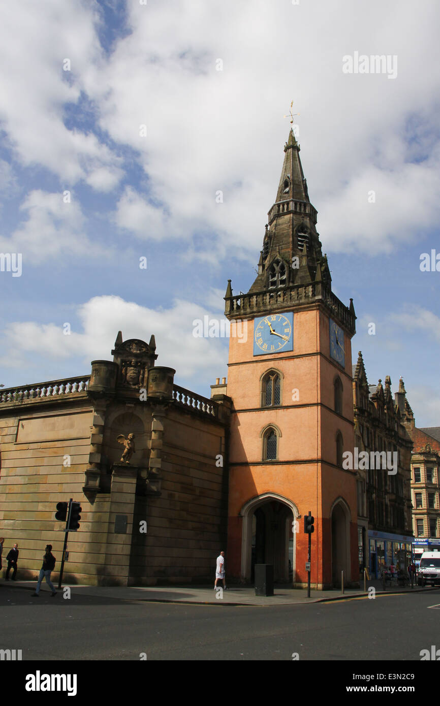 Trongate Glasgow with Tron Church Steeple Stock Photo