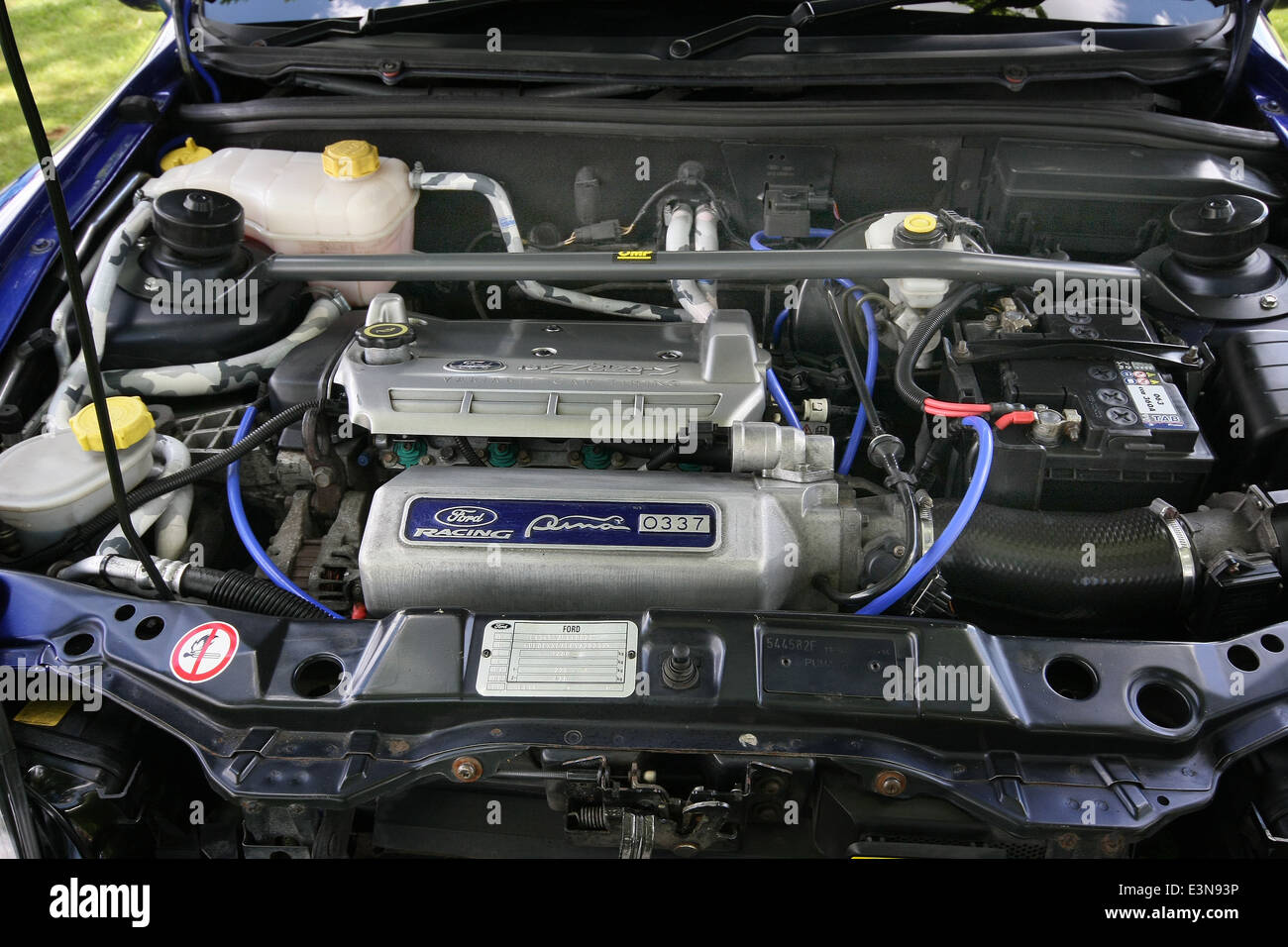 Engine bay hi-res stock photography and images - Page 2 - Alamy