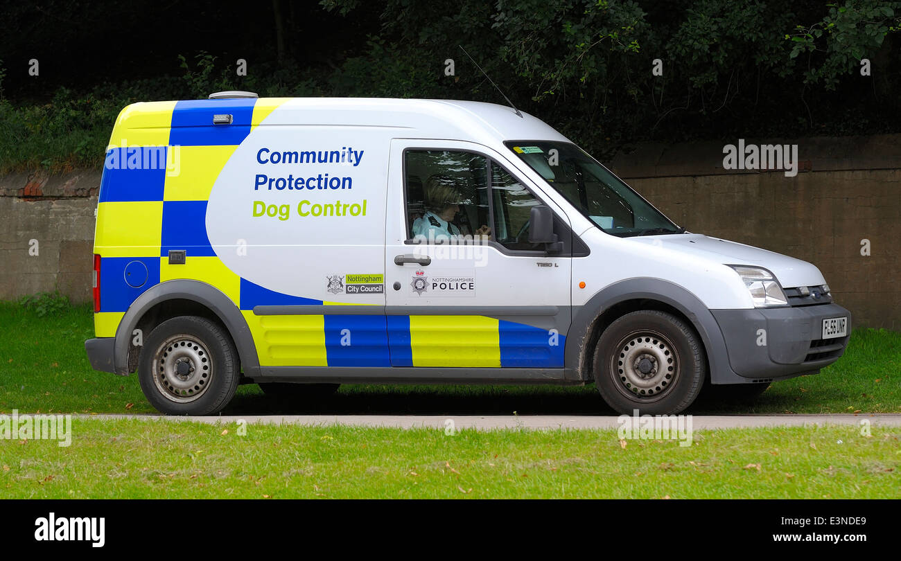 Police dog vans hires stock photography and images Alamy
