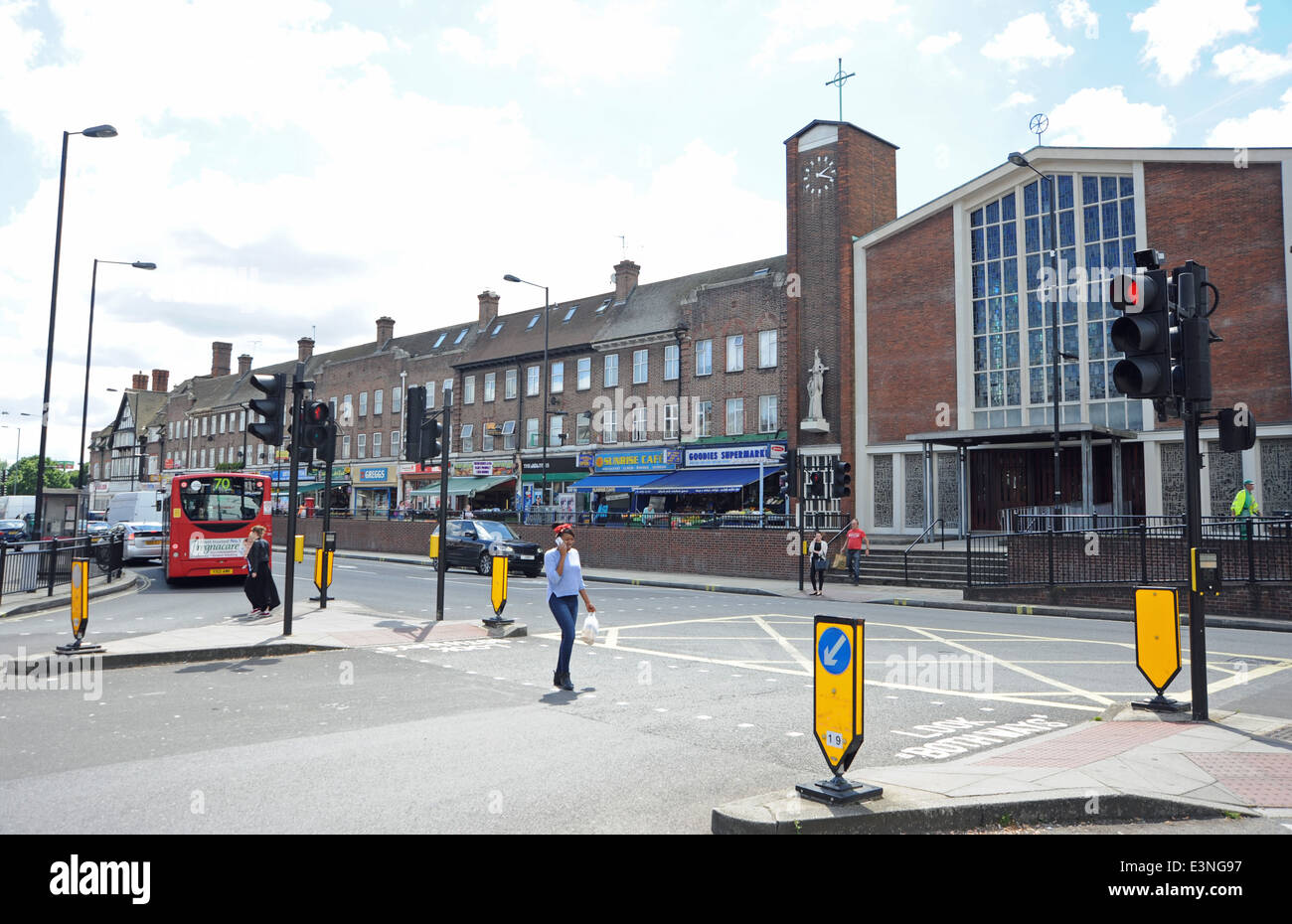 Acton london lights hires stock photography and images Alamy