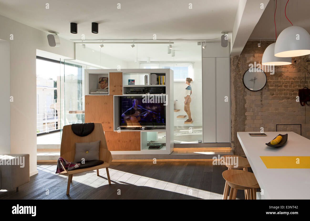 Open Plan Kitchen And Living Room In Amir Navon House