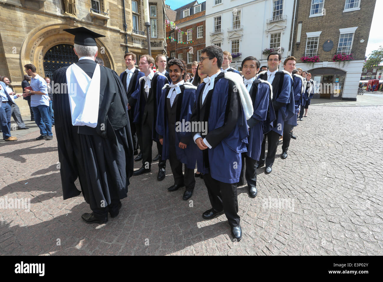 Cambridge University students on Graduation Day receiving their degrees Stock Photo Alamy