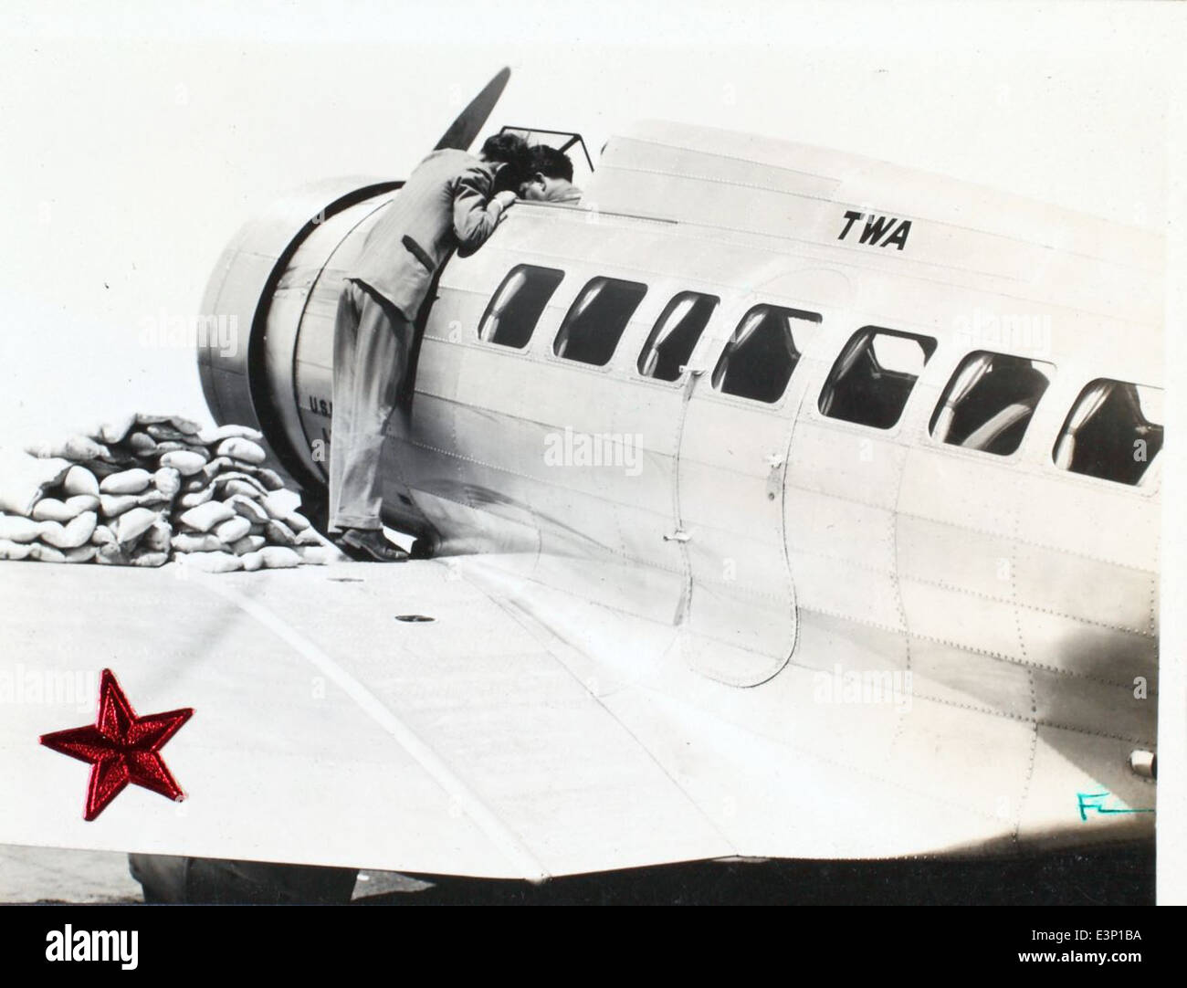 The AL-73B Luqueer Album Image reflects the Golden Age of Aviation ...