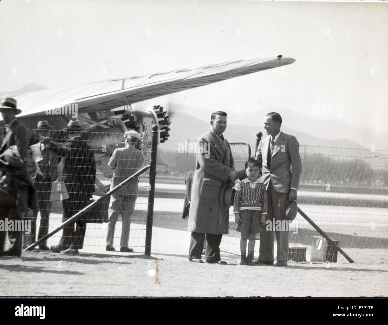 The Luqueer Album offers insight into the Golden Age of Aviation ...