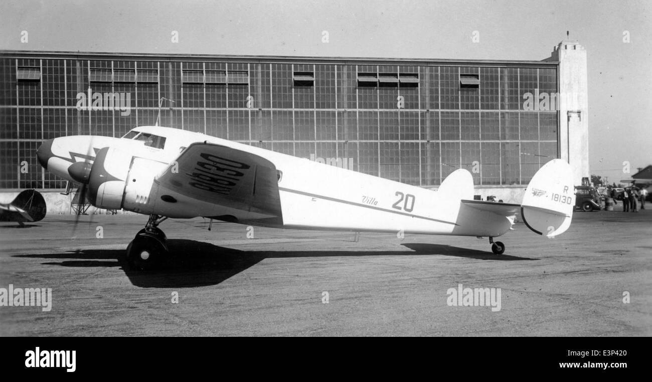 AL61A-335 Lockheed 12A Electra Junior Stock Photo