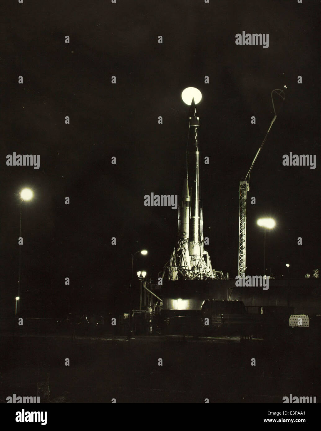 This collection covers the Convair/General Dynamics Atlas program from ...