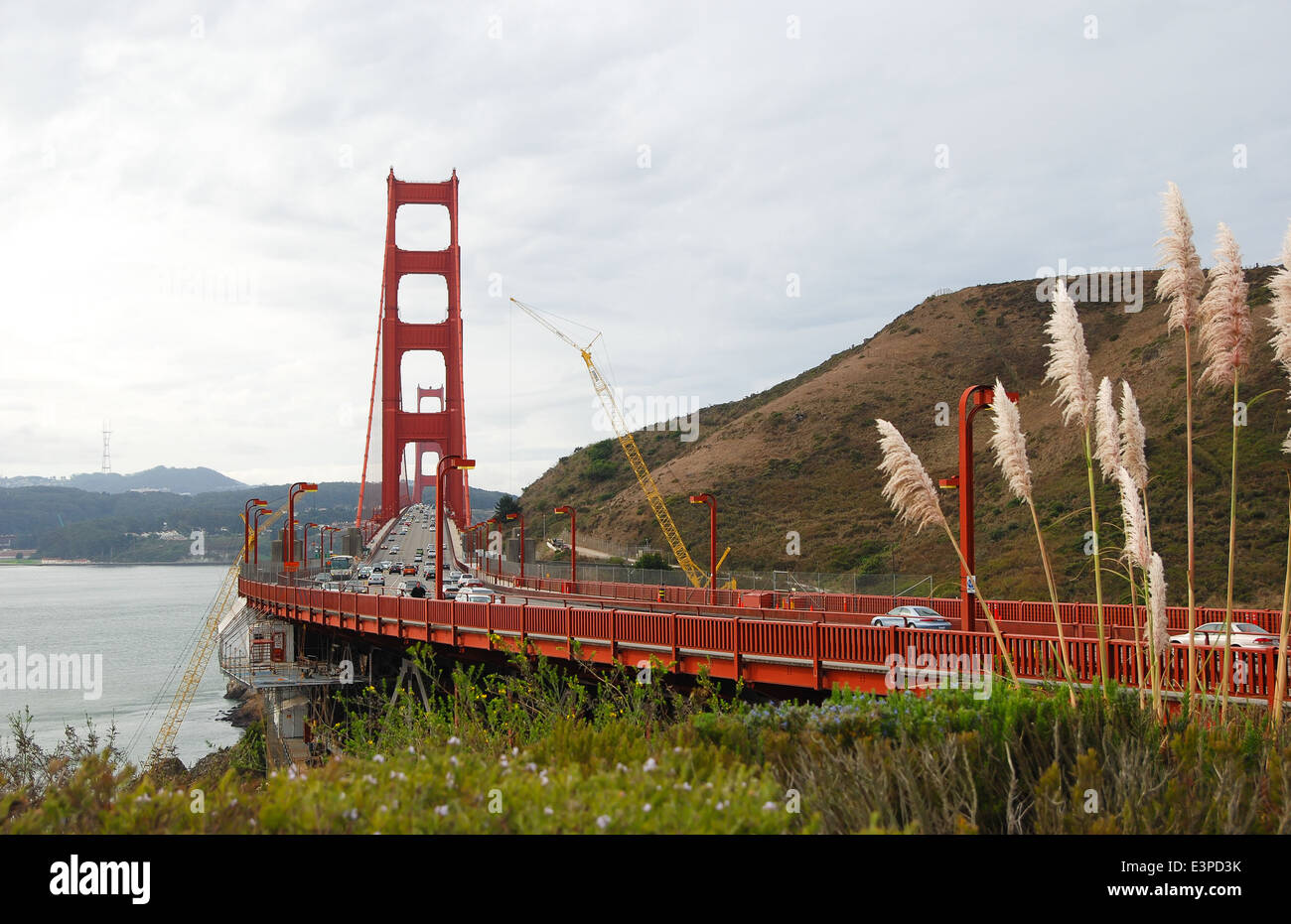 Golden gate winter hires stock photography and images Alamy