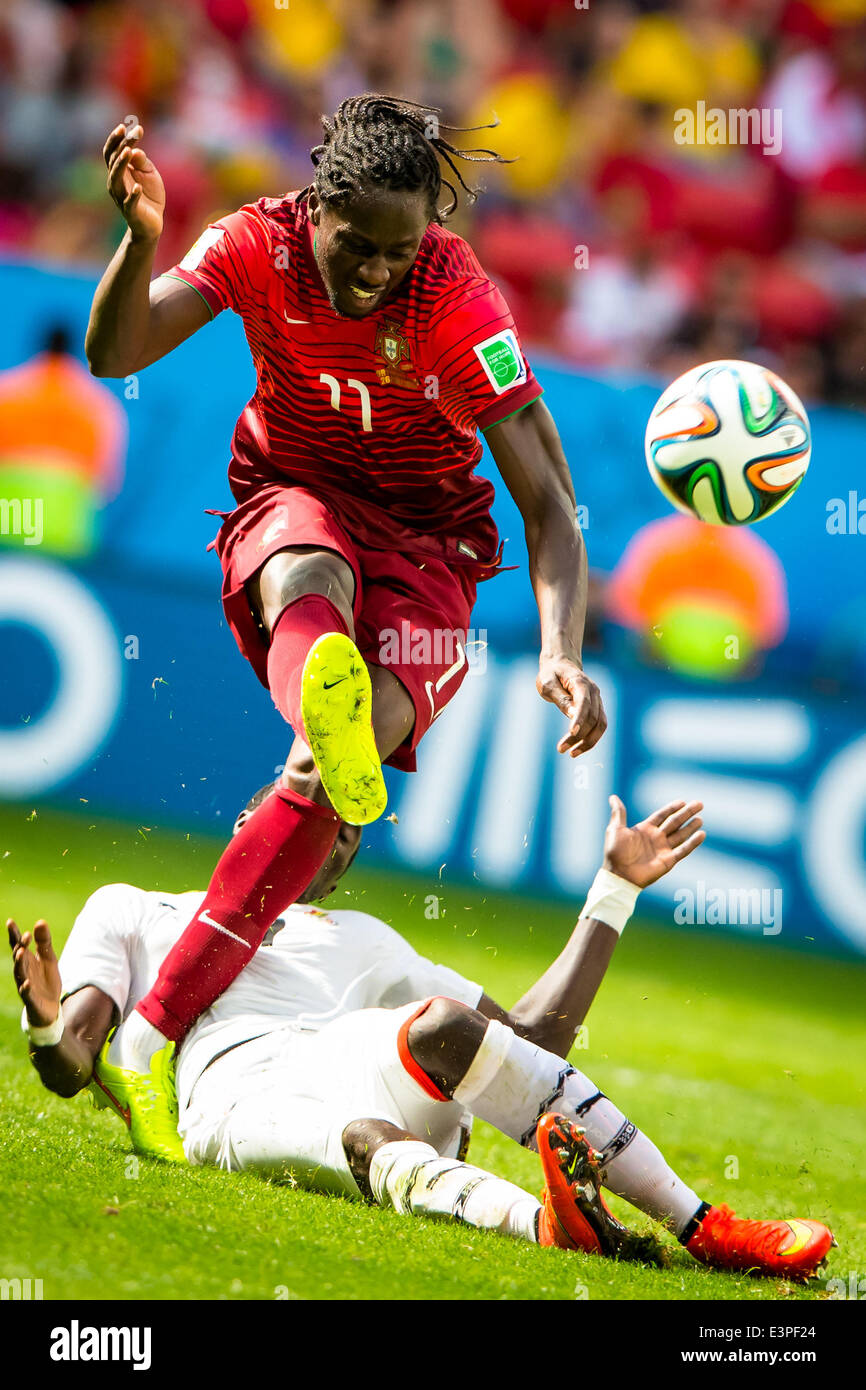 Brasilia, Brazil. 26th June, 2014. Portugal's Eder vies for the ball during a Group G match between Portugal and Ghana of 2014 FIFA World Cup at the Estadio Nacional Stadium in Brasilia, Brazil, June 26, 2014.Portugal won 2-1 over Ghana on Thursday. © Liu Bin/Xinhua/Alamy Live News Stock Photo