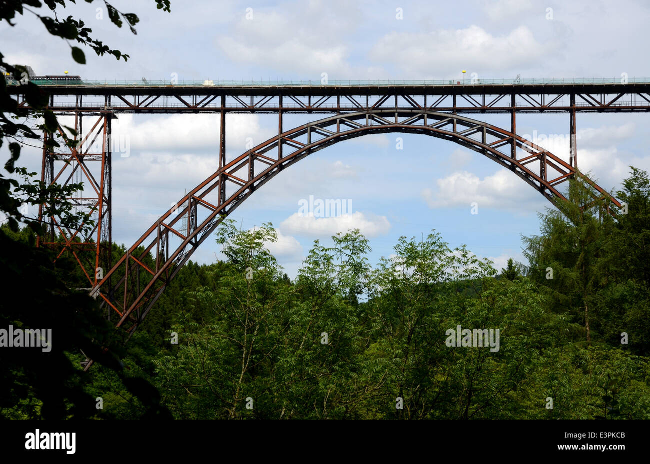 Muengsten Bridge The Highest Railway Bridge In Germany Spans