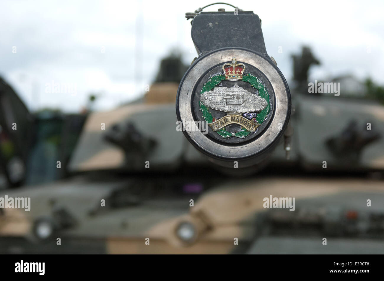 Stirling, Scotland, UK. 27th June 2014. The Army Tank Regiment Emblem on the end of a Challenger 2 main gun. The main battle tank of the British Army. Photographed during preparations today Friday 27th June 2014 for the 2014 Armed Forces Day in Stirling, Scotland. Credit:  PAUL DOMANSKI/Alamy Live News Stock Photo
